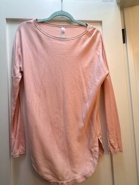 Lululemon - Light Pink Long Sleeve Tunic Top - Size 4